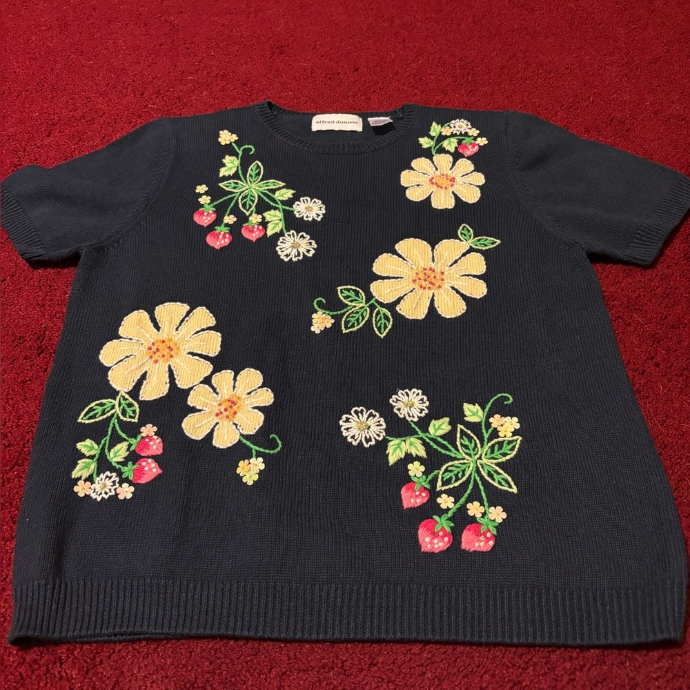 ALFRED DUNNER VINTAGE EMBROIDERED SS NAVY SWEATER SZ S TOP